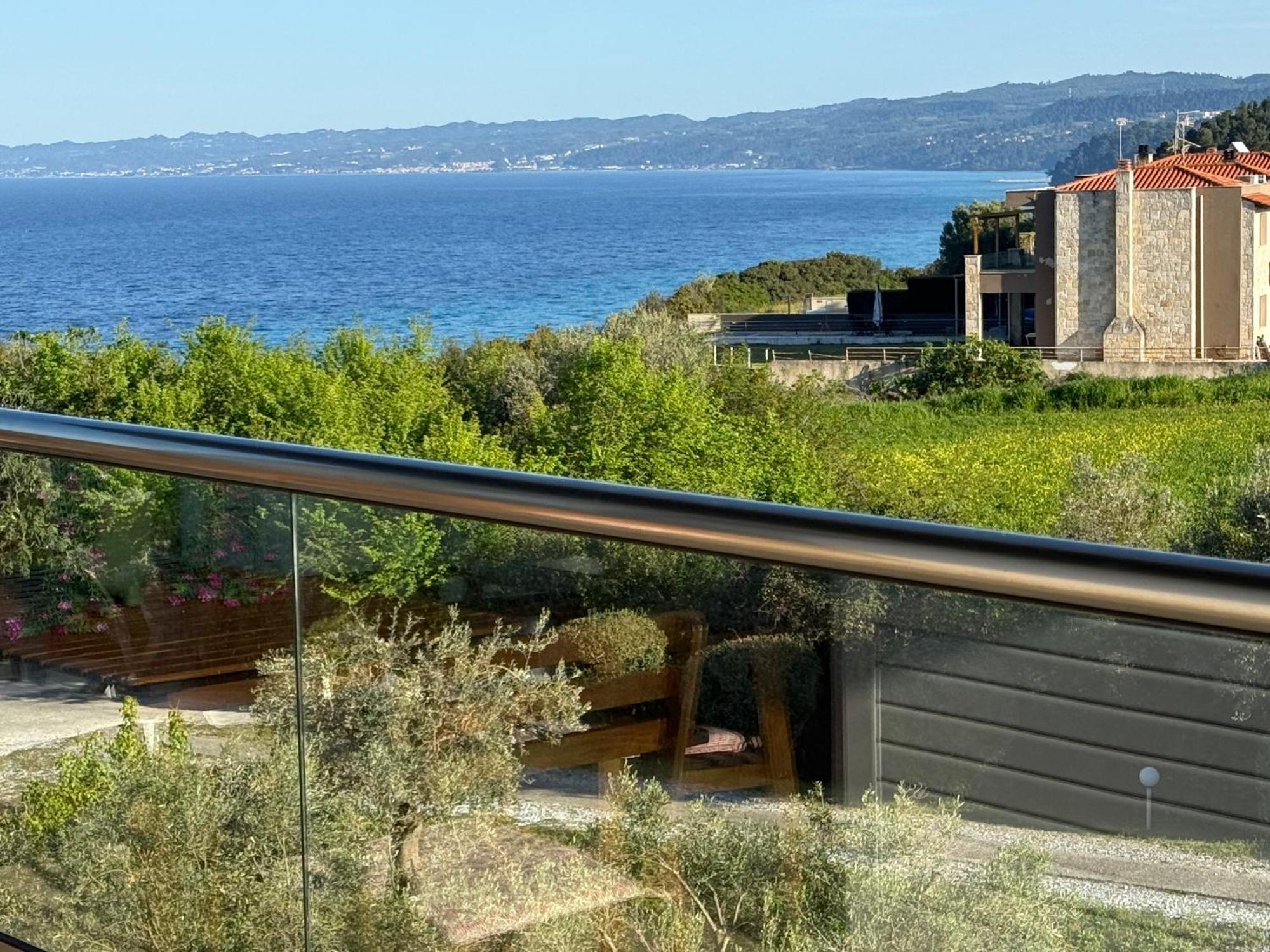 Villa Evita , Penthouse, 53M2 ,Athytos 450M From The Beach Afytos Exterior photo